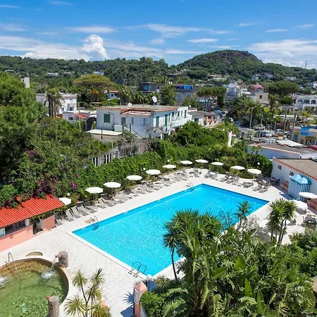 Eden Park Hotel 4*