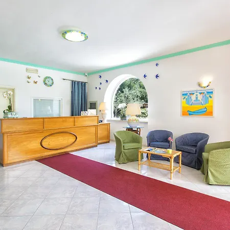 Hotel Eden Park 4*